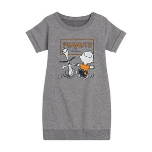 - Peanuts - Snoopy Graphic Short Sleeve Fleece Dress - 1 of 4