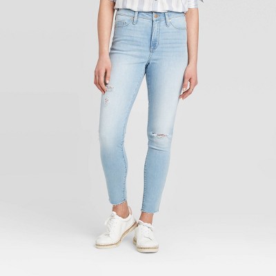light wash ankle jeans