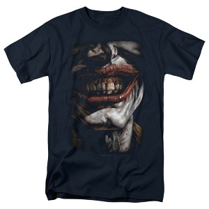 Men's Batman Smile Of Evil T-Shirt - 1 of 4