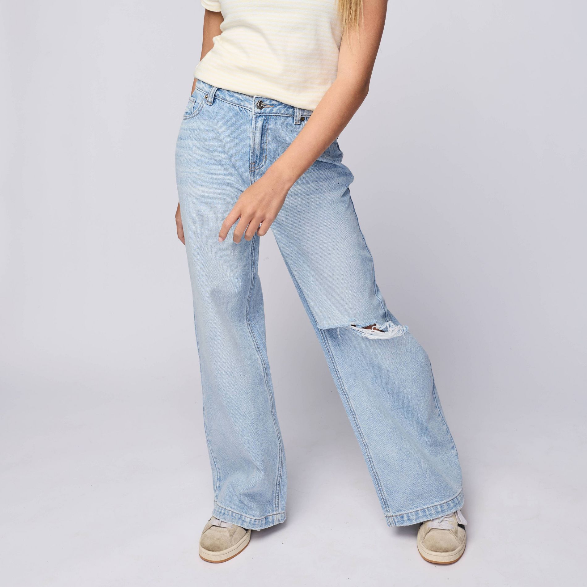 Pacsun Kids Girls' Mid-Rise Ultra Baggy Jeans - Light Wash 14