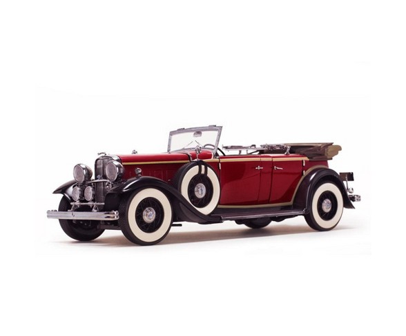 1932 Ford Lincoln KB Top Down Red 1/18 Diecast Model Car by Sunstar