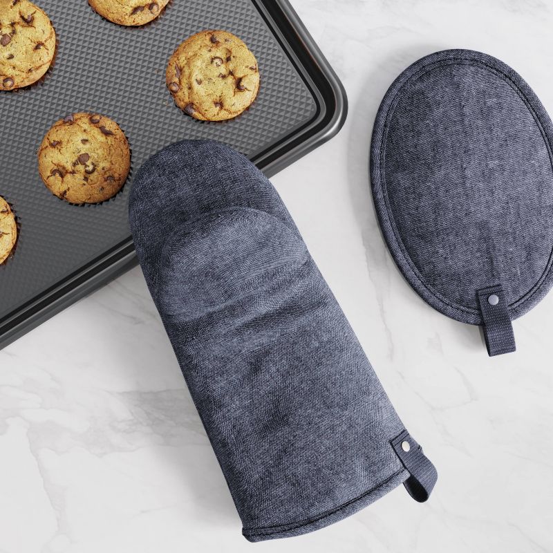 Cotton Chambray Oven Mitt Blue - Project 62&#8482;, 3 of 5