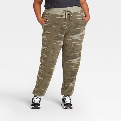 plus size camo jogger pants