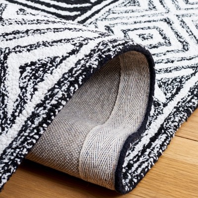Capri Black and Ivory Hand-Tufted Wool 4' x 6' Area Rug