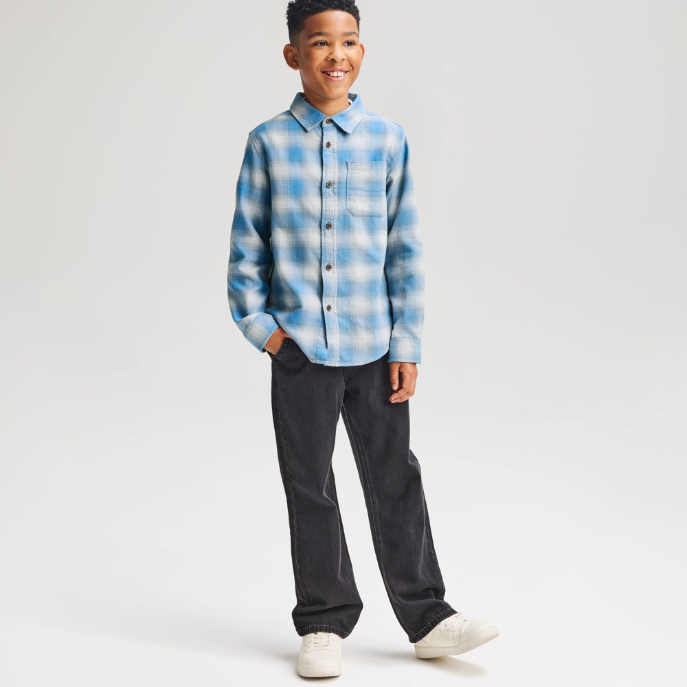 Boys' Long Sleeve 100% Cotton Plaid Flannel Button-Down Shirt - Cat & Jack™ Blue M