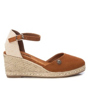 Refresh Shoes Women's Espadrilles Sandals - 1 of 4