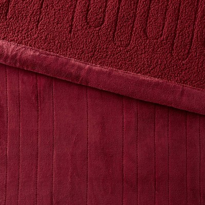 Twin Garnet Heated Plush to Berber Blanket