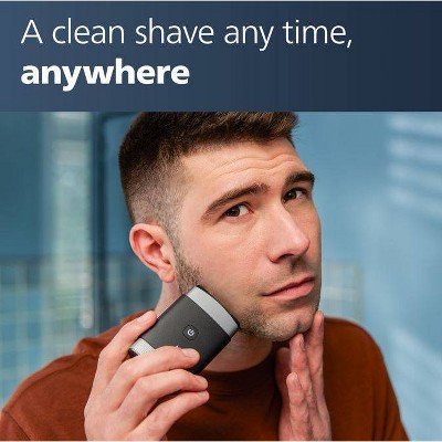 Philips Norelco Wet & Dry Men's Rechargeable Electric On the Go Shaver - PQ888/81