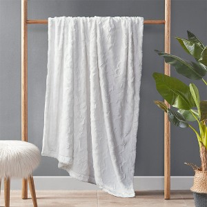 Vynxaria Oversized Faux Fur Throw - Luxurious Marble Print & Soft Comfort - 1 of 4