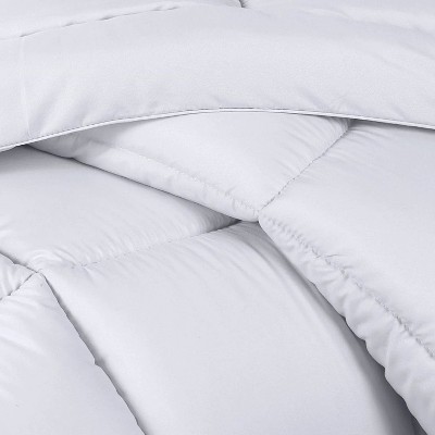 Full Size White Microfiber Down-Alternative Duvet Comforter