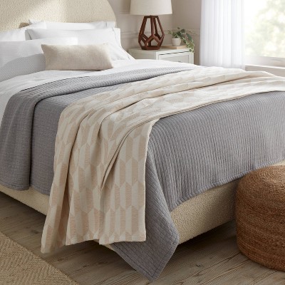 Chenille Jacquard Blanket Geo - Threshold