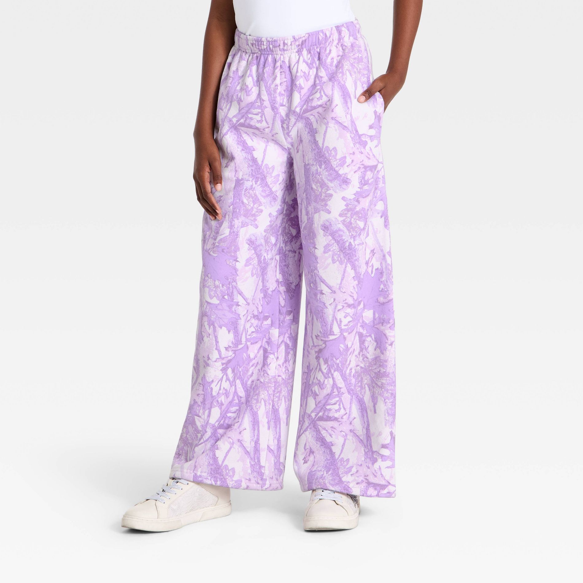 Girls' Wide Leg Fleece Sweatpant - art class™