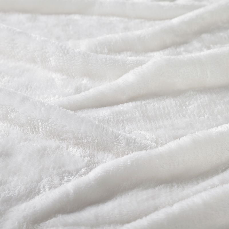 Cozy and Warm Microfiber Fleece Blanket - Blue Nile Mills, 4 of 5