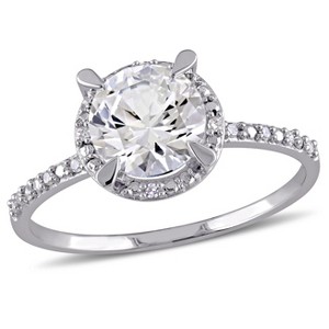 Everly Jewelry – 10K White Gold 1 5/8 TGW Created White Sapphire and Diamond Fashion Ring - 1 of 4
