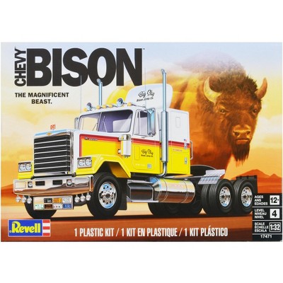 Level 4 Model Kit 1978 Chevrolet Bison Truck Tractor 1/32 Scale Model by Revell