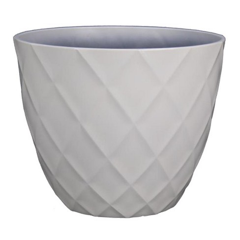 L&G Solutions 13.5 in. H X 16 in. D Polyresin Diamond Planter White - image 1 of 1