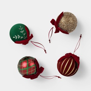 4ct Mixed Finish Christmas Tree Ornament Set Classic Red/Green