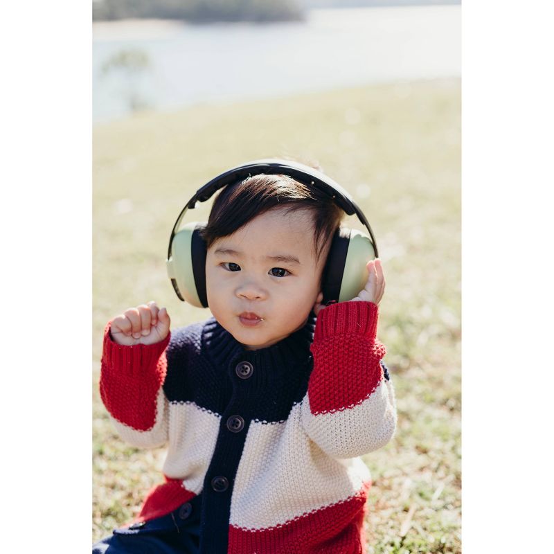 Baby Banz Infant Hearing Protection Earmuffs, 4 of 5