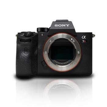 Sony a7R IIIA Mirrorless Camera: 42.4MP Full Frame High Resolution Mirrorless Interchangeable Lens Digital Camera - ILCE7RM3A/B
