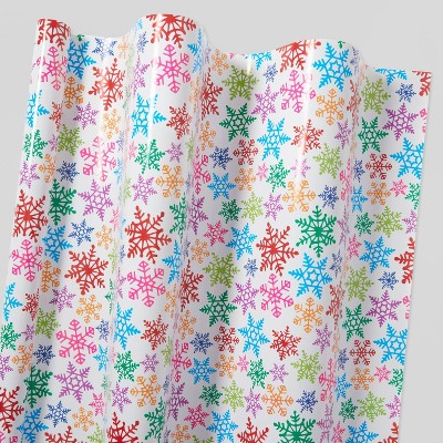 55 sq ft Bright Snowflakes Gift Wrap - Wondershop™