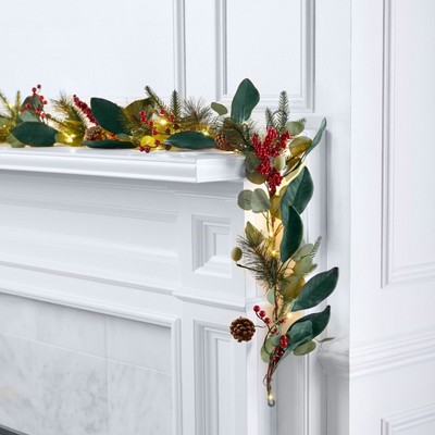 BrylaneHome 9' Pre-Lit Mari Garland - Multi