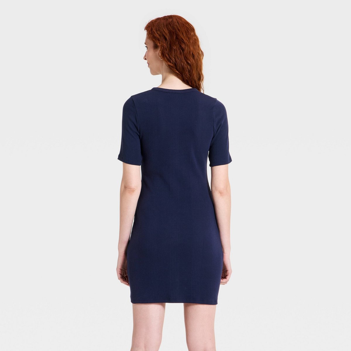 Женские платья Universal Thread Women's Short Sleeve Knit Bodycon Dress - Universal Thread™ Navy Blue L — фото 2