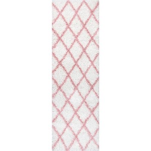 Nuloom Tess Moroccan Shag Indoor Area Rug - 1 of 4