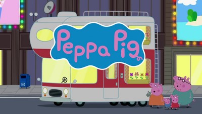 2021 Peppa Pig Peppa's Family MOTORHOME Vehicle to RV Playset NEW w/ 4  Figures