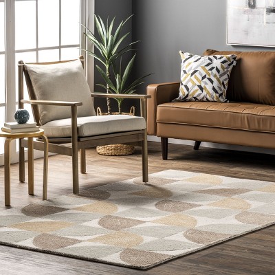 Beige and Light Gray Geometric Wool Tufted Area Rug, 5' x 8'