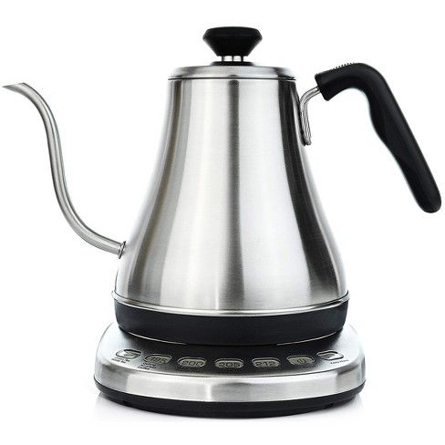 An electric kettle heats 540 g of tea from 29 ºC to 91 ºC in 4.5