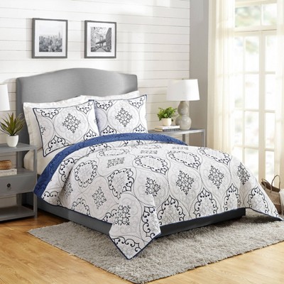Navy and White Cotton Reversible Full Quilt Set