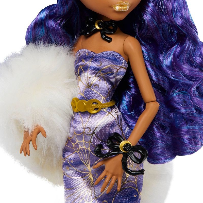 Monster High Clawdeen Wolf Howliday Edition Fashion Doll in Purple Gown, 3 of 7