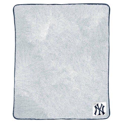 Mlb Chicago White Sox 50 X 60 Raschel Throw Blanket : Target