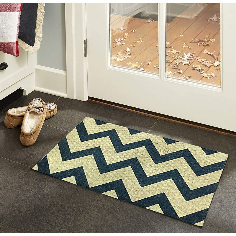 J&V TEXTILES "Zigzag" Outdoor Coir Doormat 18" x 30", 2 of 4