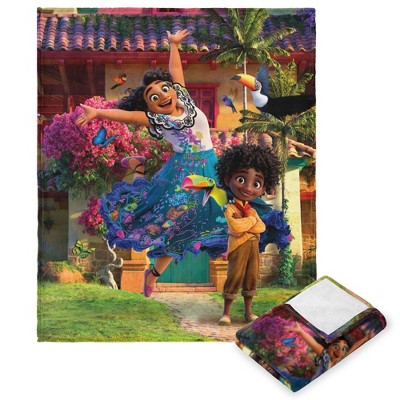 Disney Encanto Magia Della Casa Silk Touch Throw Blanket