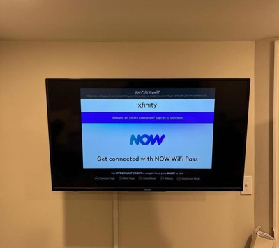 thumbnail image 2 of Dealworthy Full Motion TV Mount - Fits 40 To 90 Inch Screens (Open Box) 2 of 5