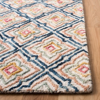 Ivory and Navy Hand-Tufted Wool Rectangular Area Rug