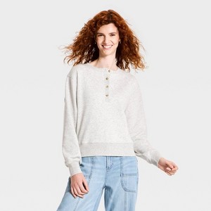 Camisa Henley de Manga Larga para Mujer - Universal Thread™