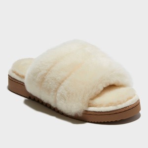 dluxe by dearfoams Women's Shearling One Band Slide Slippers - Cream - 1 of 4