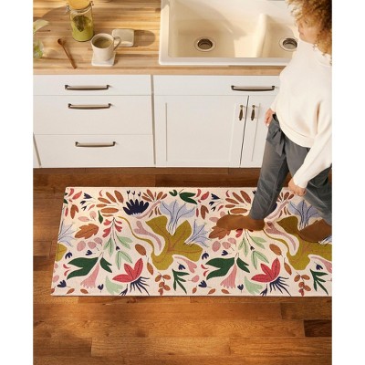 Cream Floral Synthetic Washable Non-Slip Decorative Rug, 24" x 72"