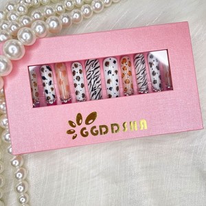 Vynxaria Pink Artistic Design Press-On Nails for Creative Flair Size M - 1 of 4