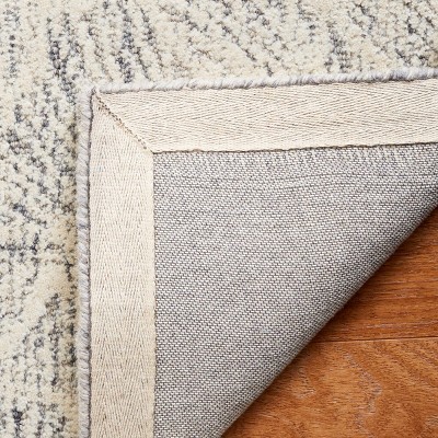 Ivory and Gray Tufted Wool Rectangular Area Rug