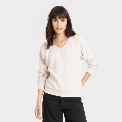 Image of Women's Leisure Studio V-Neck Sweatshirt - Universal Thread™ Cream S