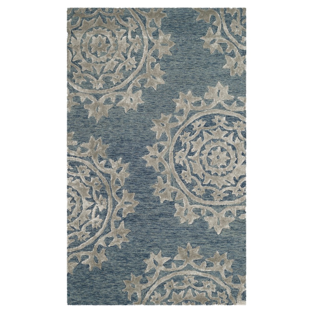 Blue Floral Tufted Accent Rug 3'x5' - Safavieh