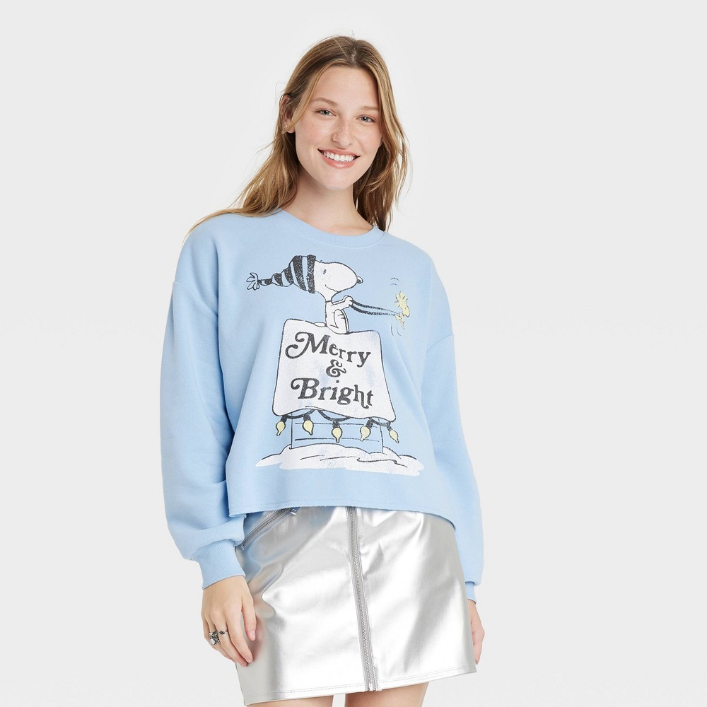 Women's Peanuts Merry and Bright Snoopy Graphic Sweatshirts - Blue M