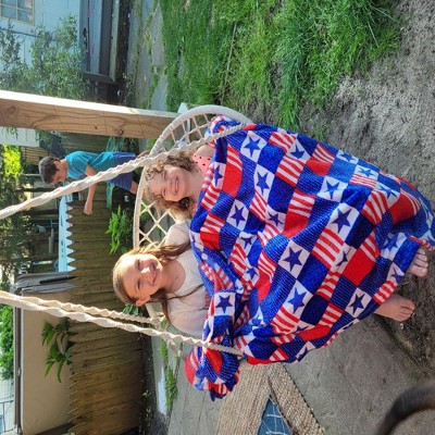 Patriotic Red and Blue Knitted Fleece Throw Blanket