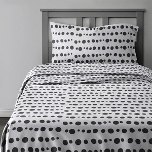 Kids 4 Piece Bed Sheet Set - Cute & Cozy Wrinkle-Resistant with Vibrant Designs - CGK Linens. - 1 of 4