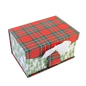 CraftOutlet.com 4.5 Inch Sm Magnetic Closure Box. Rigid Christmas Decor Gift Decorative Boxes - 1 of 3