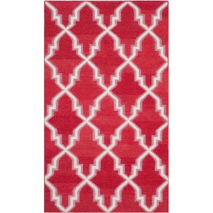 Dhurries DHU564 Hand Woven Indoor Rugs - Safavieh - 1 of 4
