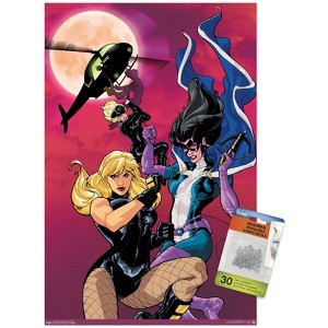 Trends International DC Comics - Birds of Prey - Birds of Prey #92 Unframed Wall Poster Prints - 1 of 4